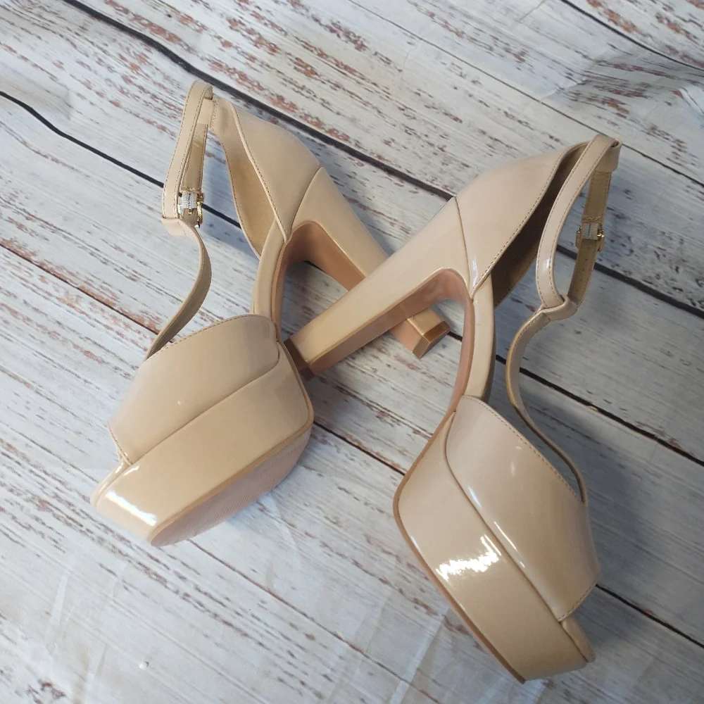 IDIFU Heels nude Size 7.5